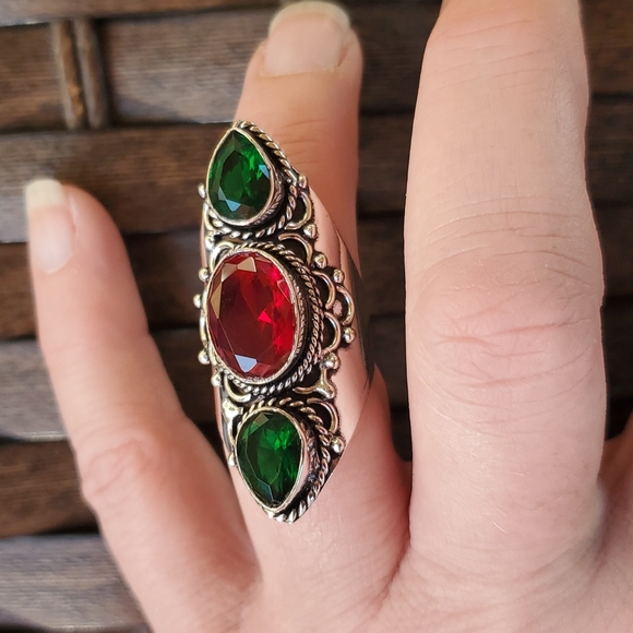 New Mozambique Garnet and Peridot 925 Silver Statement Ring. - Picture 7 of 10
